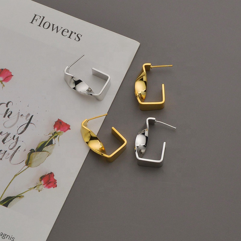 VEROMCA Metal Irregular Thick Twisted Earrings Rectangular Earrings Simple Personality