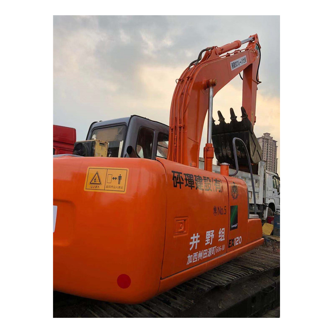 Новейший популярный экскаватор мощностью 74 кВт б/у Kobelco Sk1355r б/у экскаватор Hitachi