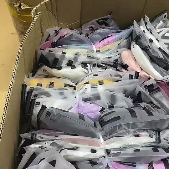 Вырезанные этикетки, использованные продукты для повседневных платьев, футболок, Смешанная упаковка, Случайная Доставка, запас одежды