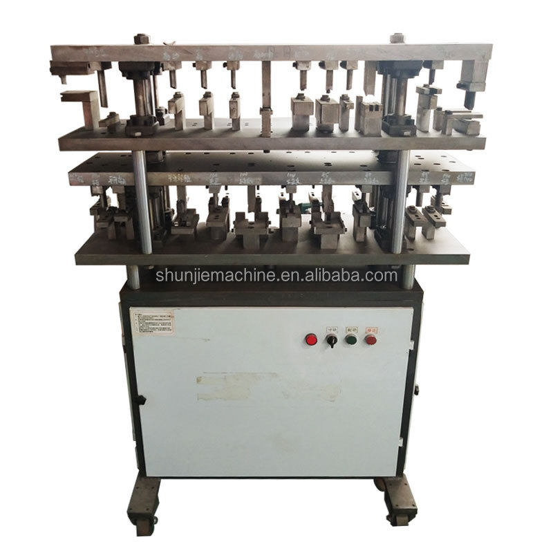 Wholesale Hydraulic Press Punching Machine Windows Drain and Handle Holes and Doors Frame Making Machine for Aluminum Provided