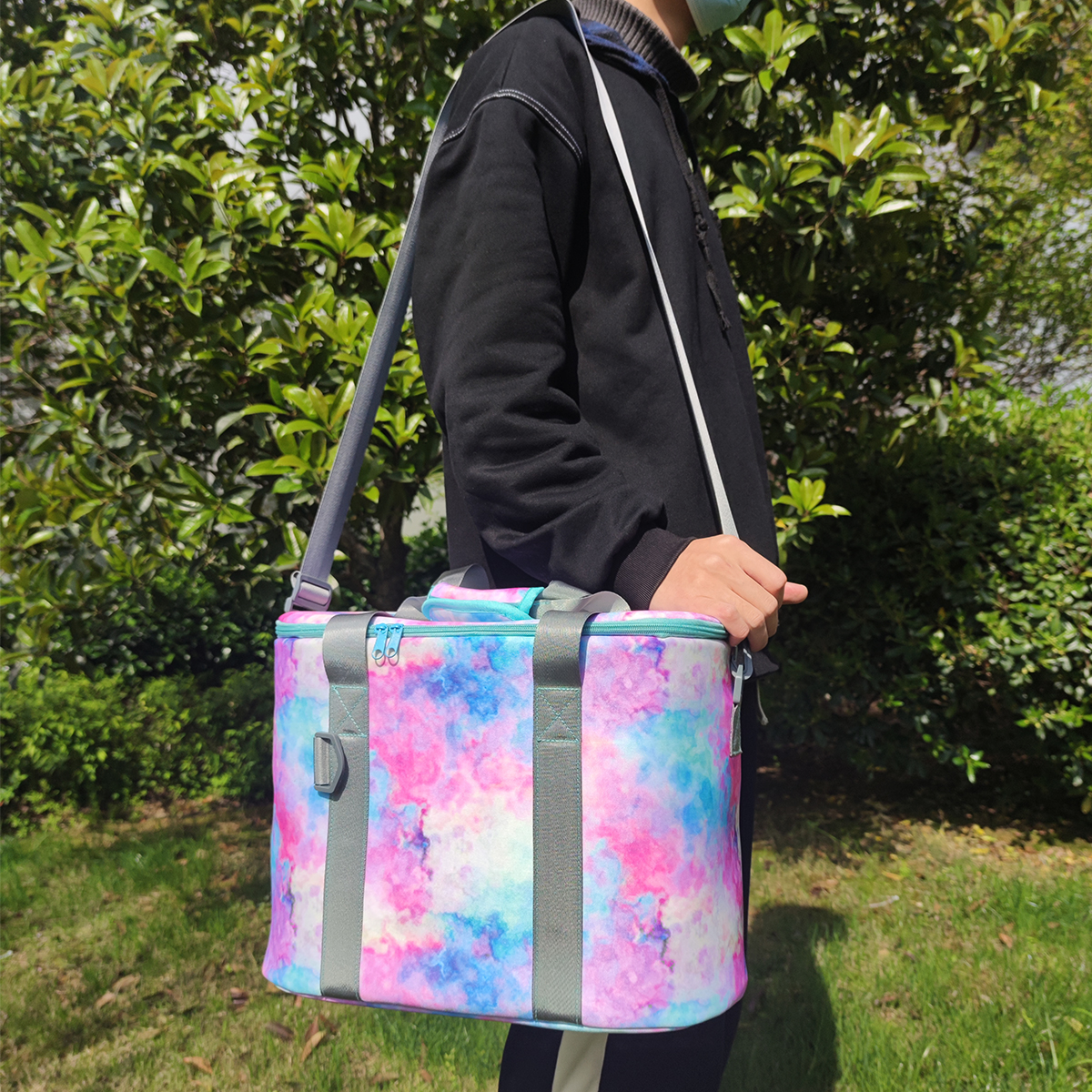 Большая сумка-холодильник для пикника Tie Dye с регулируемым плечевым ремнем, изолированная сумка для ланча, персонализированная дорожная сумка-холодильник для мужчин и женщин