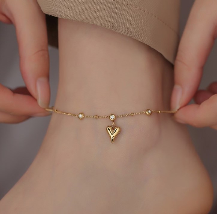 2021 new popular titanium steel 18K gold love crystal color preservation gift classic anklet women