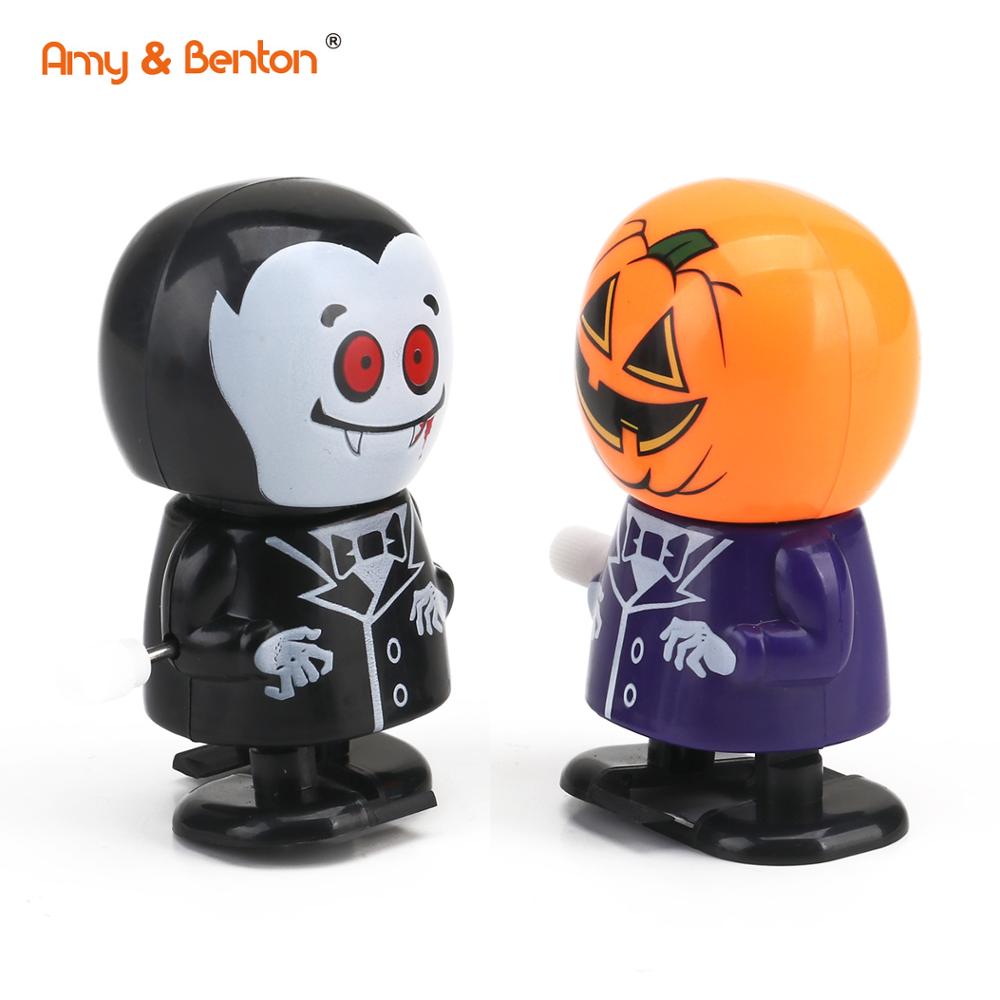 Halloween Wind up Toys Shaking Head Walking Props Clockwork Toys Party Favors