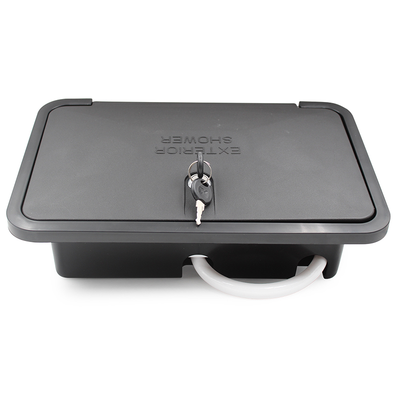 Outdoor rinsing shower box outside the saloon car