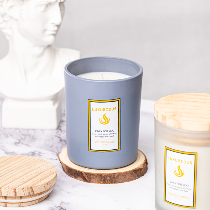 Wholesale Soy Wax Candles in Candle Jars with Wooden Lids Scented Candles
