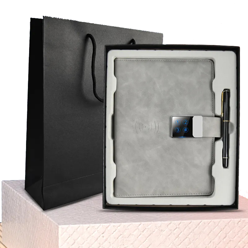 MOQ 1 шт. Пользовательский логотип Беспроводное зарядное устройство power bank diary A5 PU рекламный Смарт powerbank ноутбук с паролем и USB