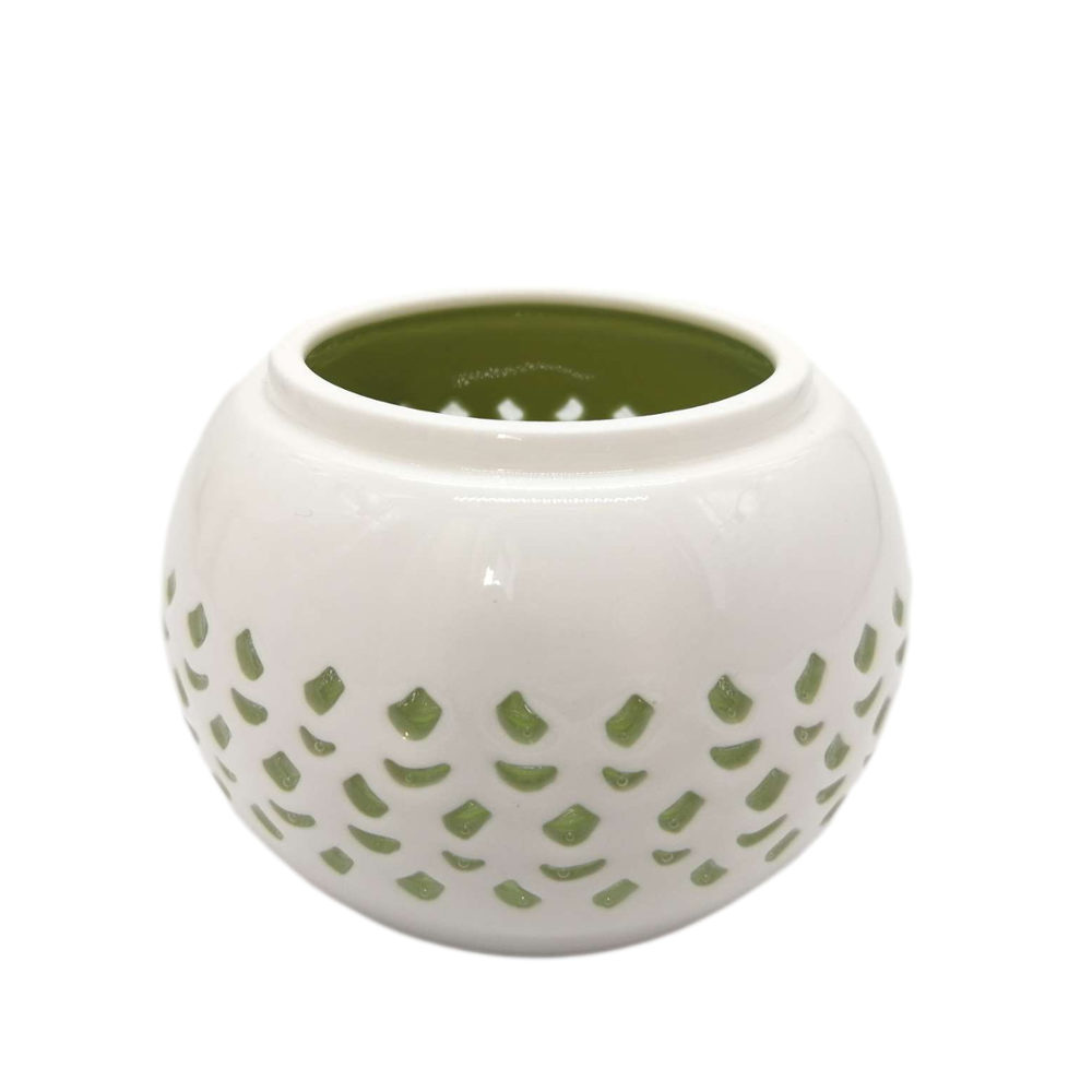 The factory directly supplies tabletop ceramic candle holder for Home Decoration