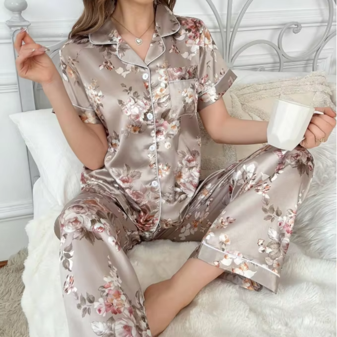 Elegant Floral Print Women's Soft Smooth Satin Sleepwear Set for Spring Summer Winter & Autumn for Lounging Restful Nights Sleep