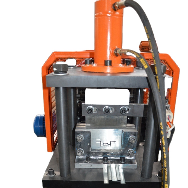 PLC Control Omega Drywall Roof Batten Roll Forming Machine