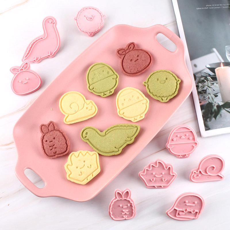 8pcs fashionable Carton Animal Plastic Cookie Cutter 3D plastic cookie stamp