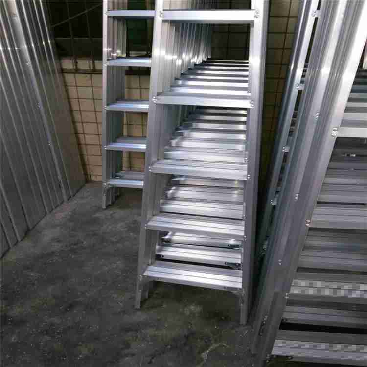 2019 cheapest construction ladder