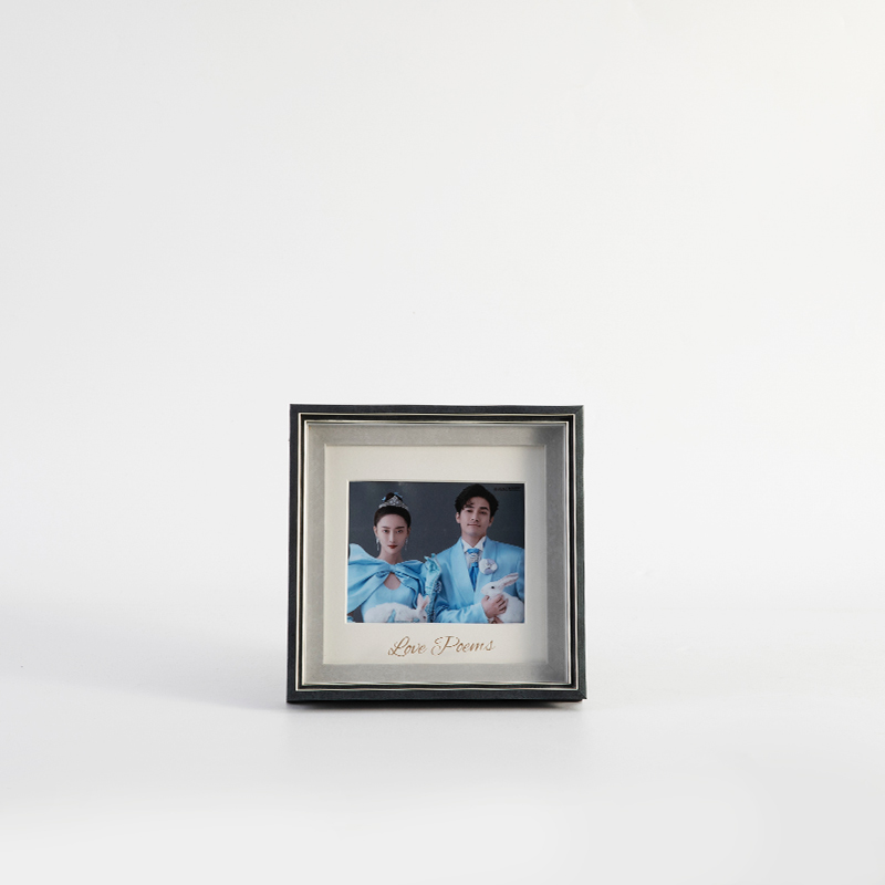 Factory Hot Sale Rectangle Modern Resin Photo Frame