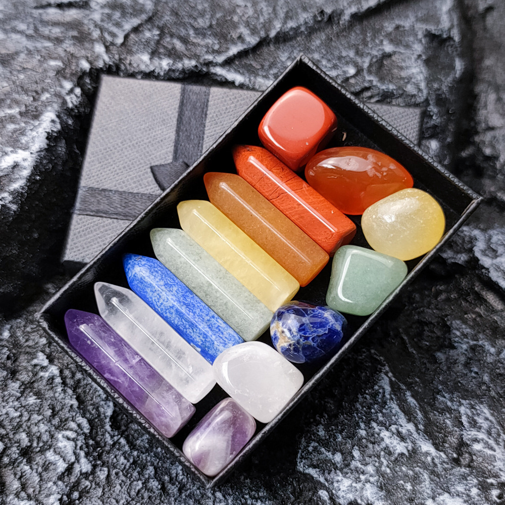 Wholesale spiritual meditation products healing crystals 7 point chakra tumbeld stone box set