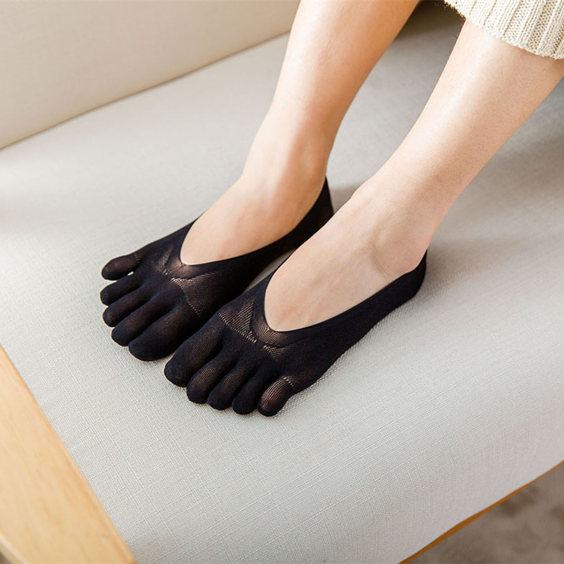 Women Summer Five-finger Socks Female ultrathin sock invisiblewith silicone anti-skid breathable socks dropship