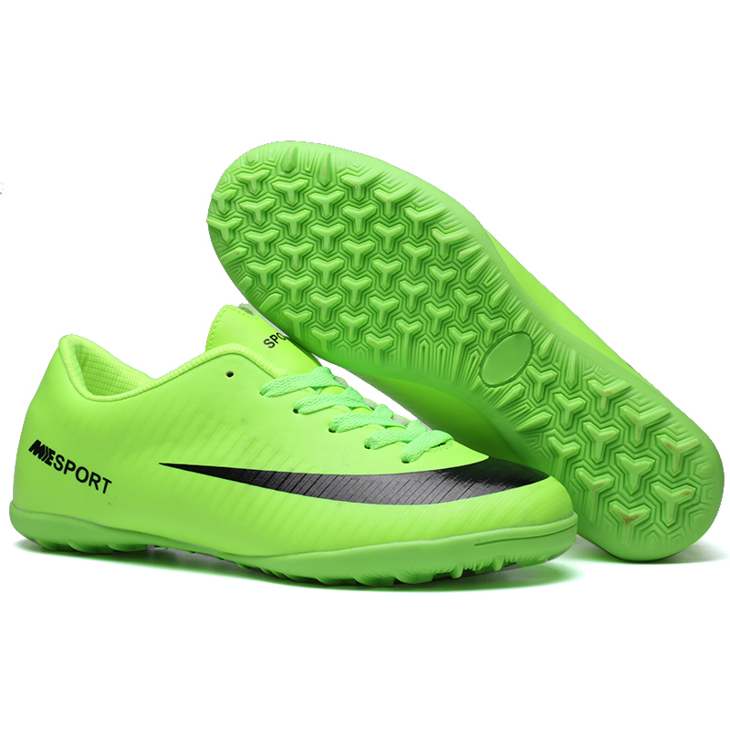 FLYJA Factory Wholesale Cheap Soccer Shoes Pvc Upper Low-Cut Water Proof Talla 27-39 Sneakers Football Boots For Indoor