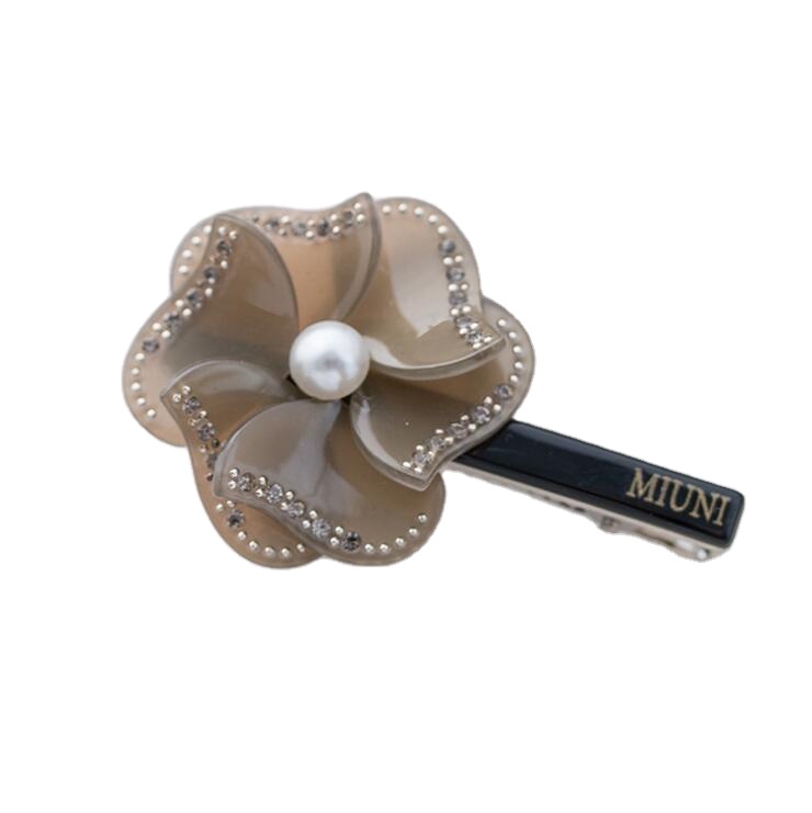 New Clover Leaves acrylic Hair Clip Barrettes Hair Accessories Fashion Girls Women Cute Heart Headwear Hairpins HA-827