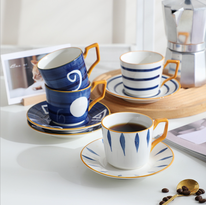 Wholesale japanese ceramic tea pot coffee cups and saucers set vintage ceramic porcelain kahve fincan
