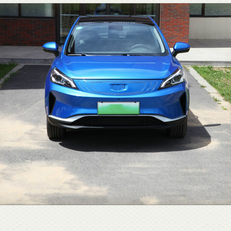 High Speed 4 Wheel 4 Seater sedan Electric New fashionable energy car