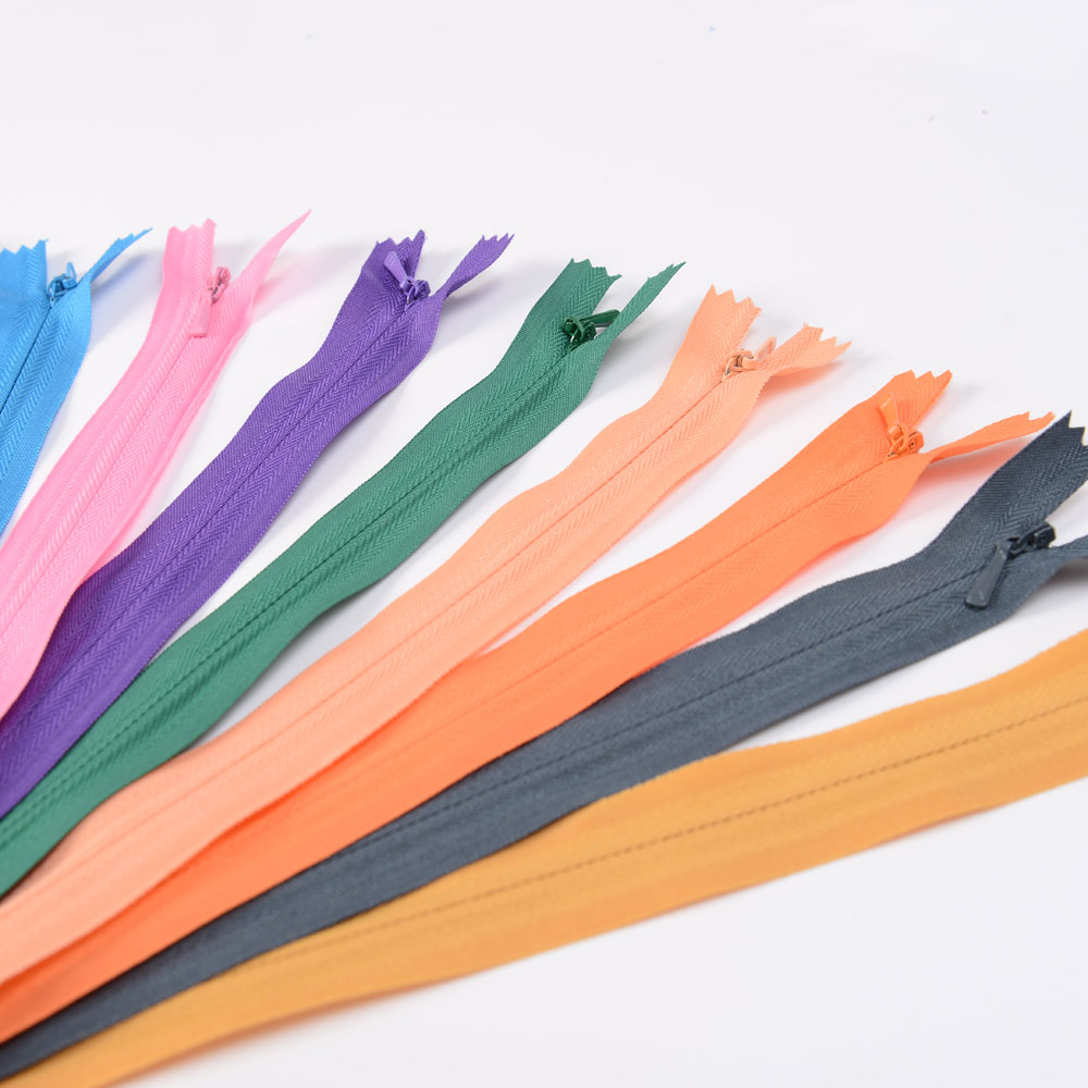 Custom color 3# close end nylon invisible zipper