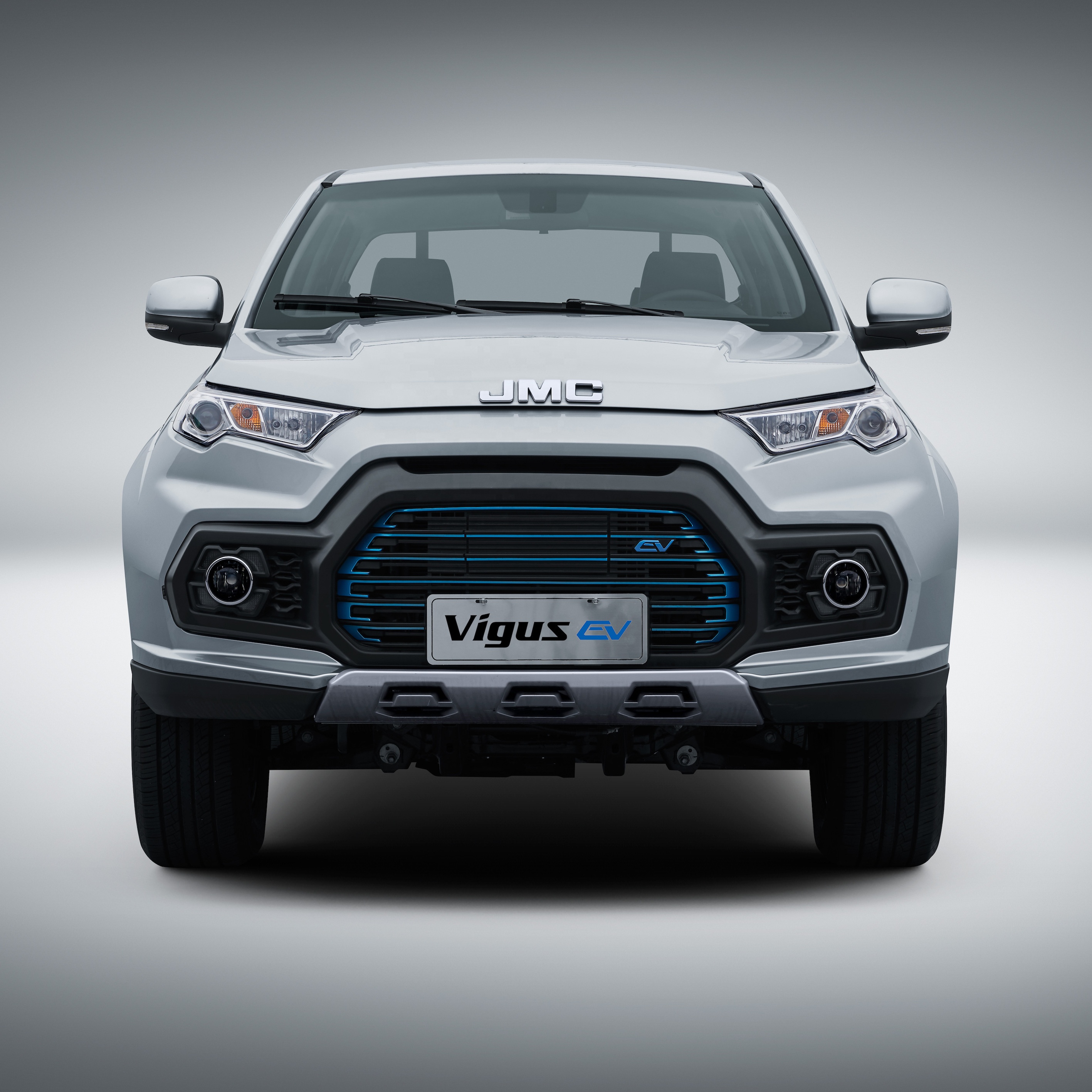 JMC Электрический pick up AWD, небольшая, электрическая машина
