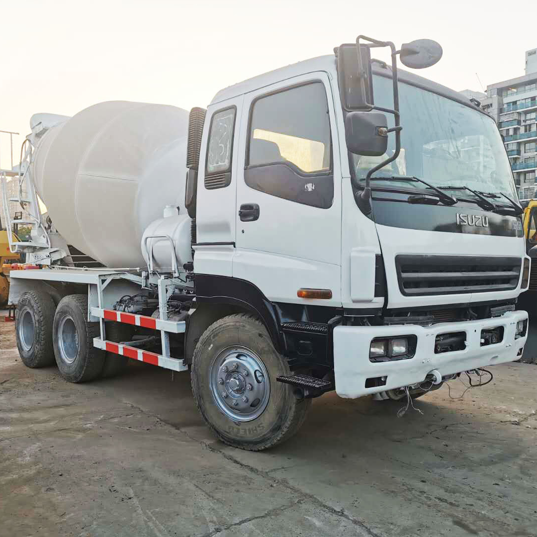 Hot Sale ISUZU CXZ51K concrete mixer truck cement lorry wholesale