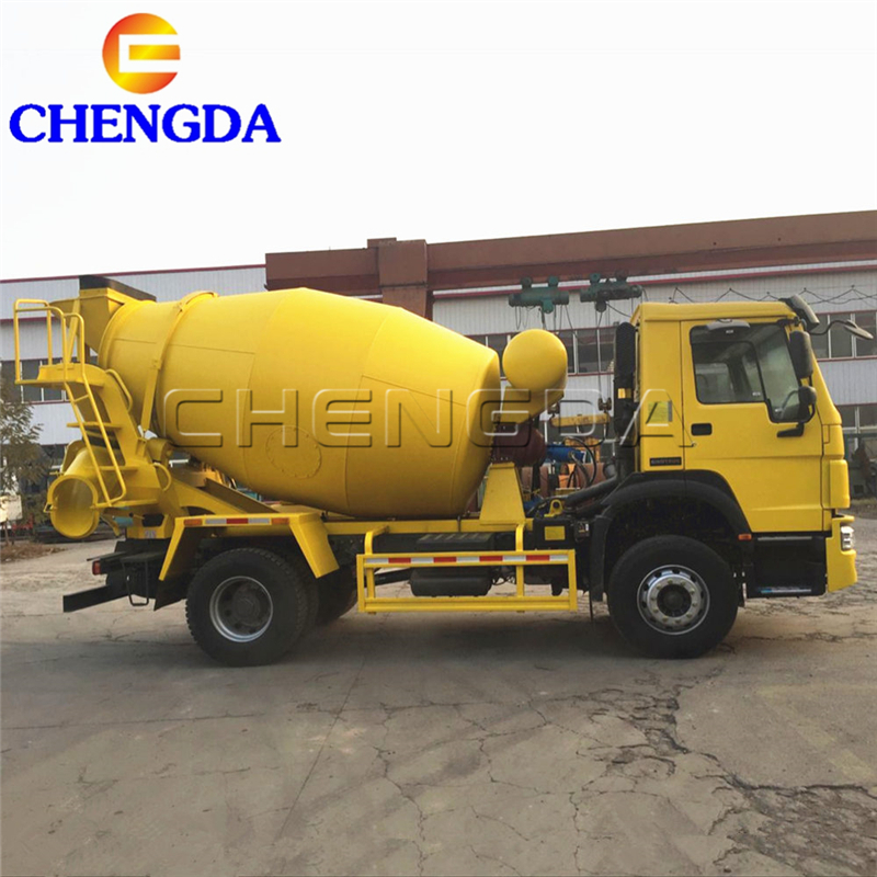 Hot Sale 4x2 2Axles HOWO Concrete Mixer Truck Mixer Truck 400 Liters For Sale