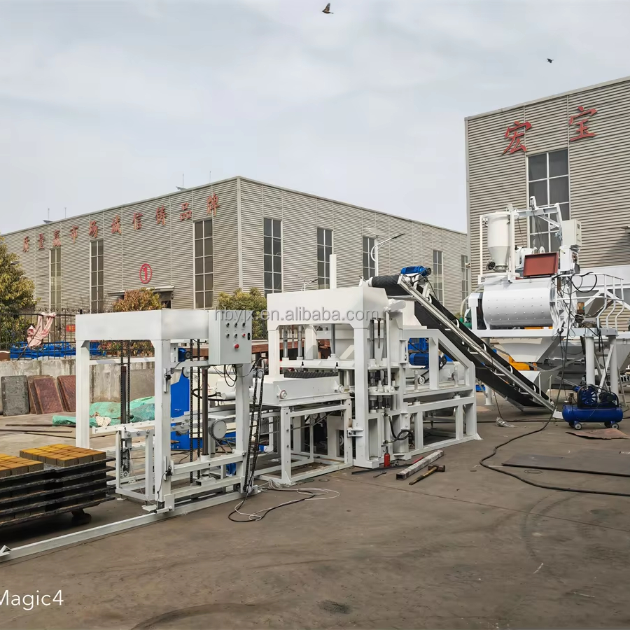 Automatic hydraulic Bricks making Machine QT5-15 GMT Pallets Factory Concrete Block Production Line