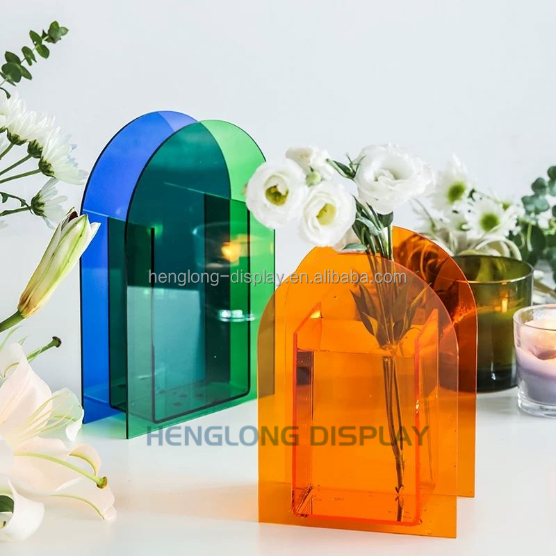 2021 Modern Luxury Decorative Centerpiece Home Various Shaped Acrylic flower vases