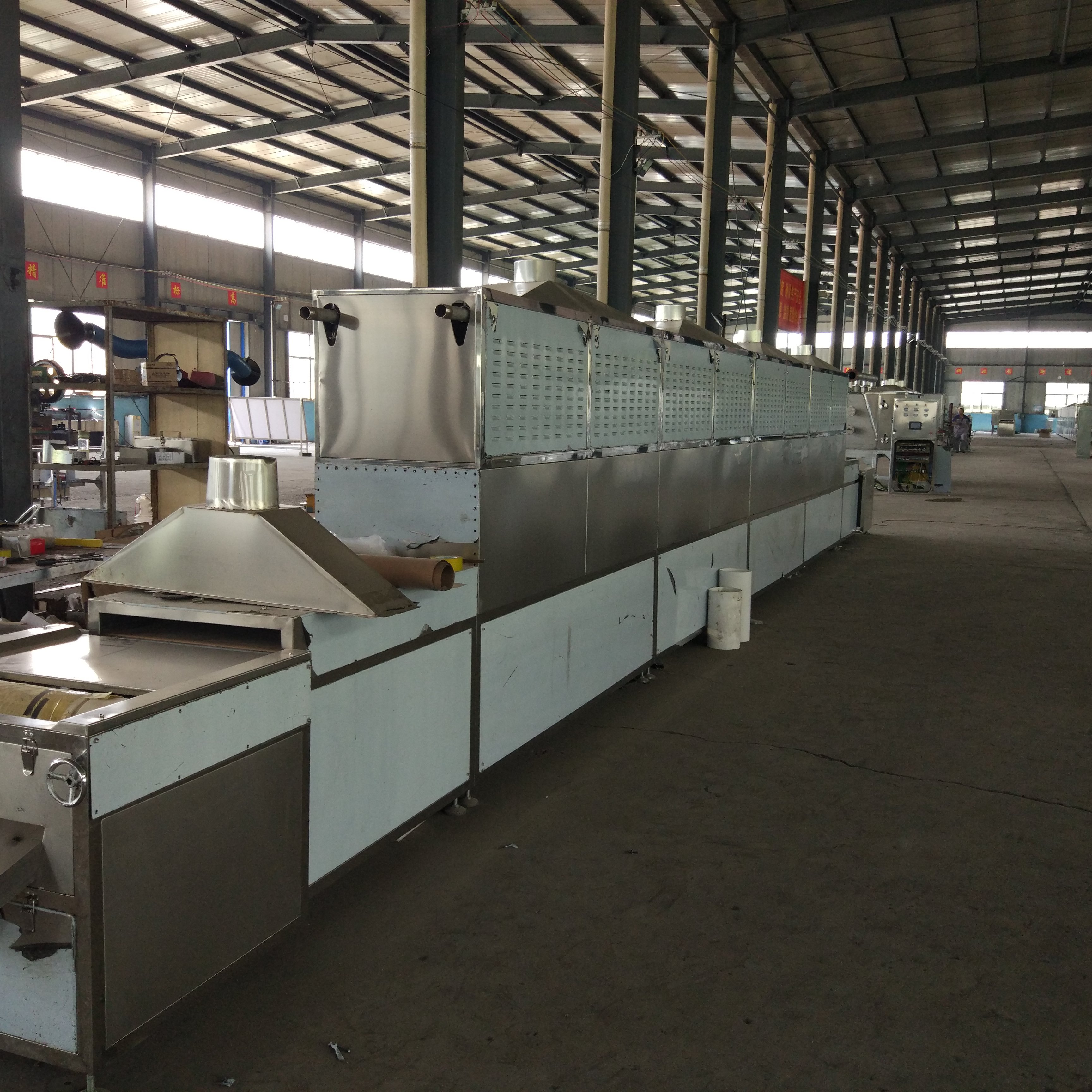 Industrial Tunnel Type Wheat Corn Mung Beans Grain Microwave Dryer Machine