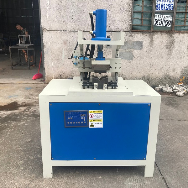 Angle Corner Notching Machine Hydraulic Notching Machine Fixed 90/45 Degree And Adjustable Angle