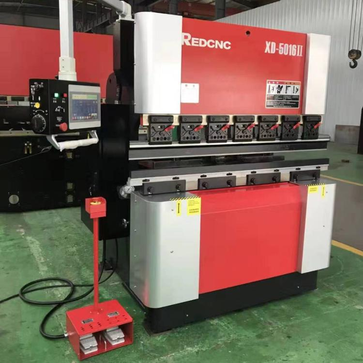 CNC высокоточный высокоскоростной гибочный станок с нижним приводом 5016