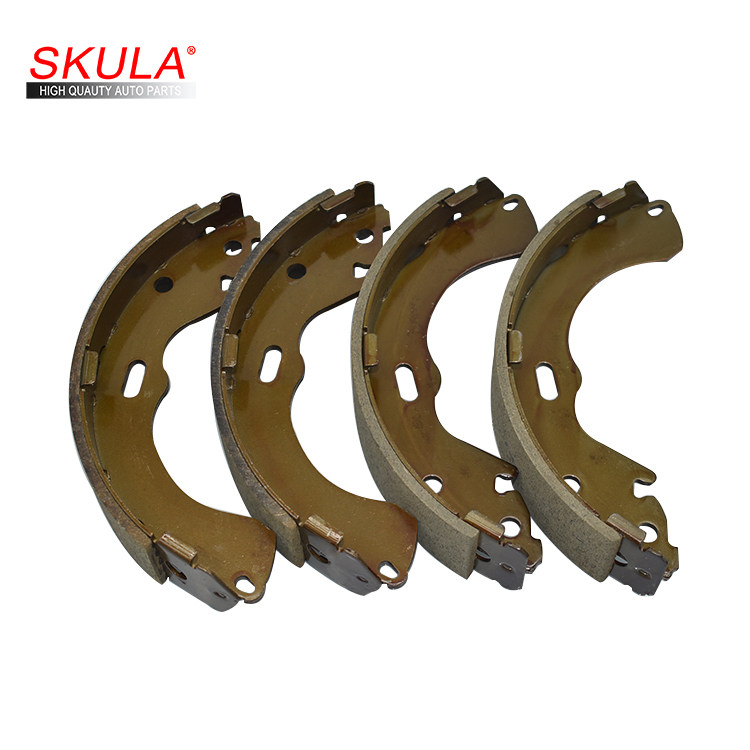 Skula автозапчасти Toyota Hilux 0E: ECY12638ZC ECY1-2638Z-C ECY1-26-38ZC Комплект тормозных колодок для Ford Escape Mazda TRIBUTE