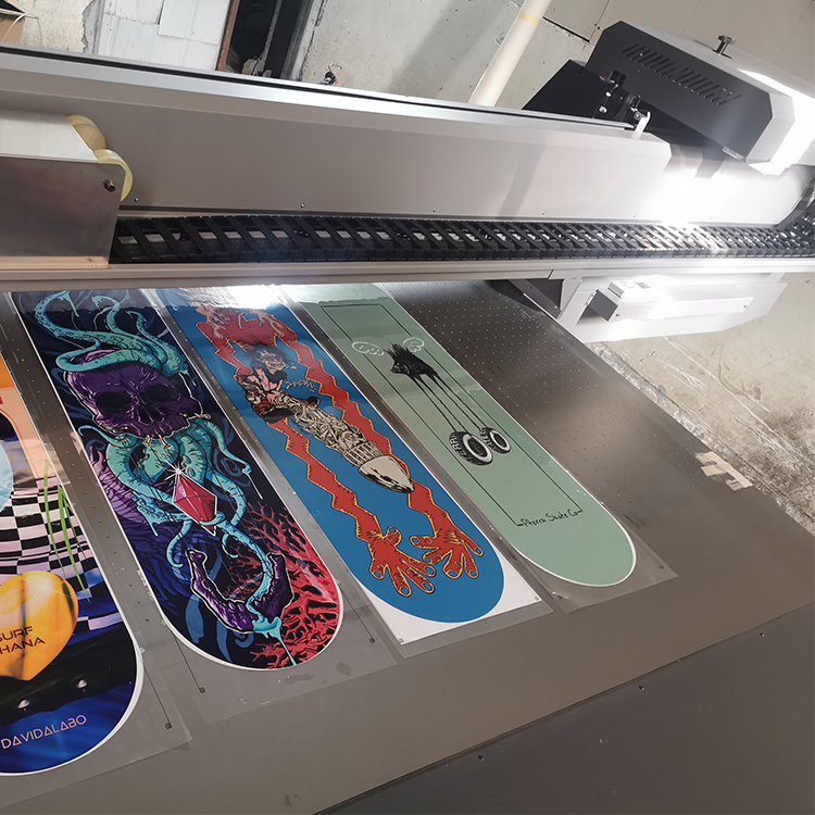 100% 7 ply Canadian Maple Custom Logo Skateboard manufacturer
