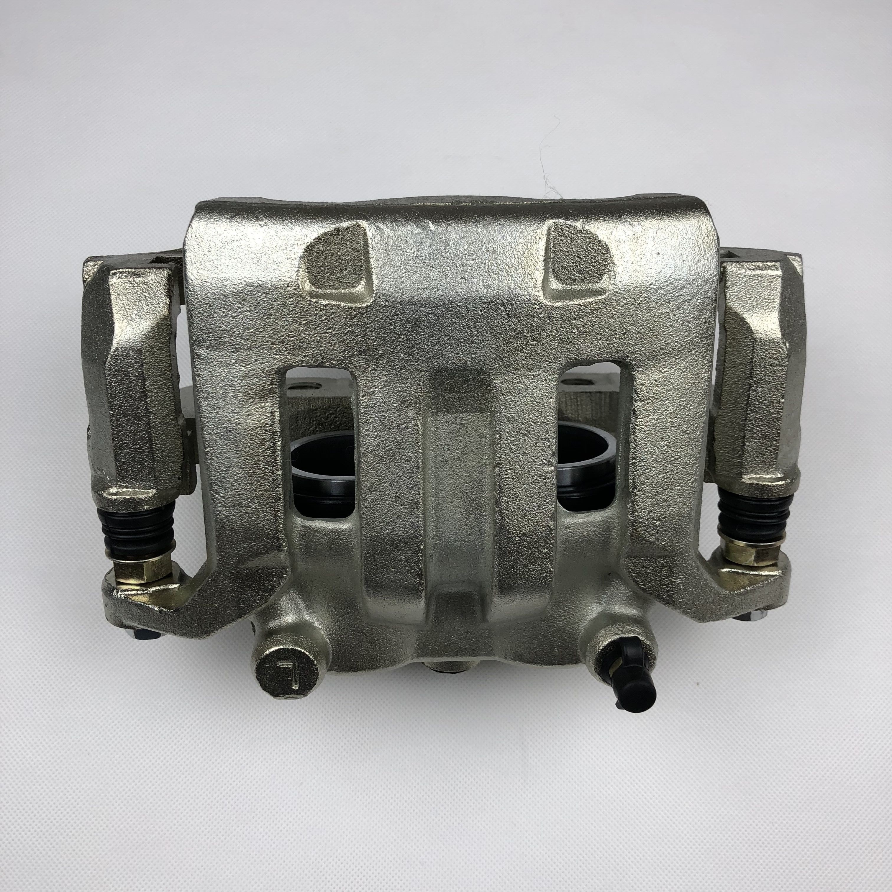 Передний правый Тормозной суппорт 41001-VK100 для NISSAN NAVARA Frontier D22 4WD 2002-2008