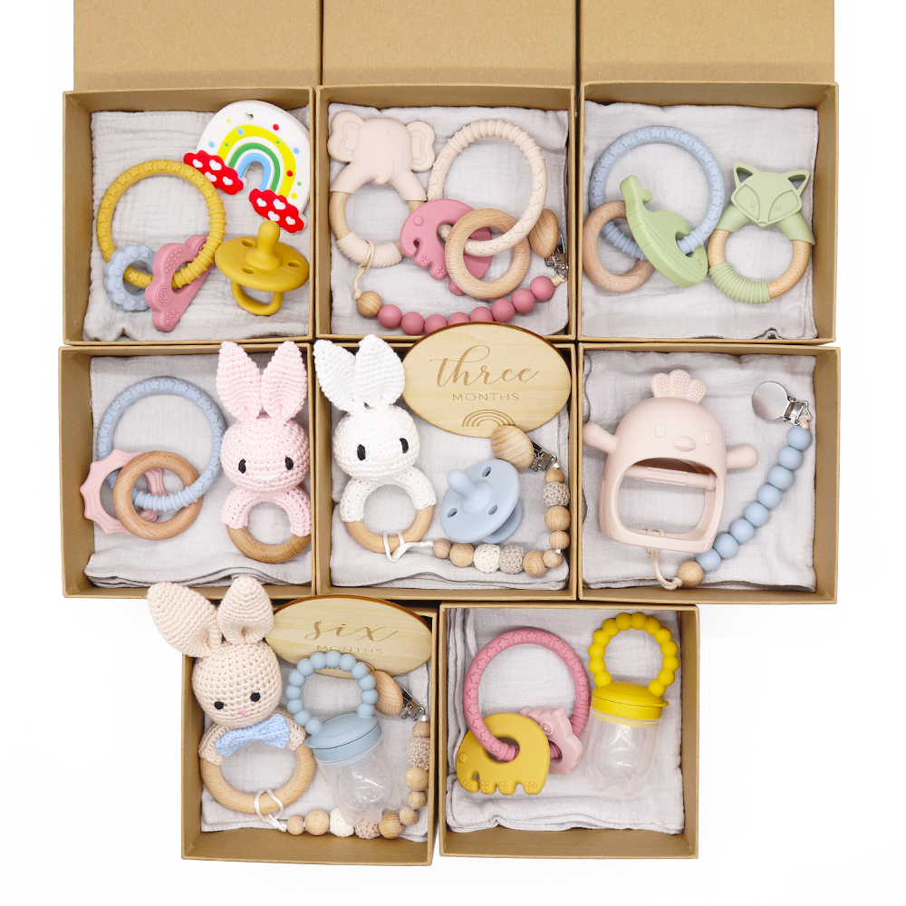 Factory BPA Free Soft Pacifier Baby Chew Sensory Teething Toy Cartoon Baby Rattle No Drop Wrist Animal Teether Baby Silicone