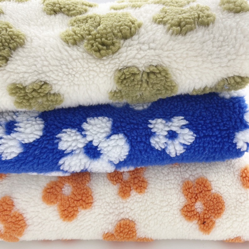 2022 Popular design garment fabric flower jacquard lamb sherpa fleece fabric