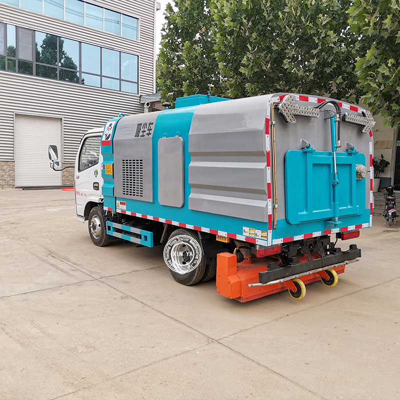 New model 10 tons vacuum street cleaner sweeper runway snow cleaning truck with snow removal shovel