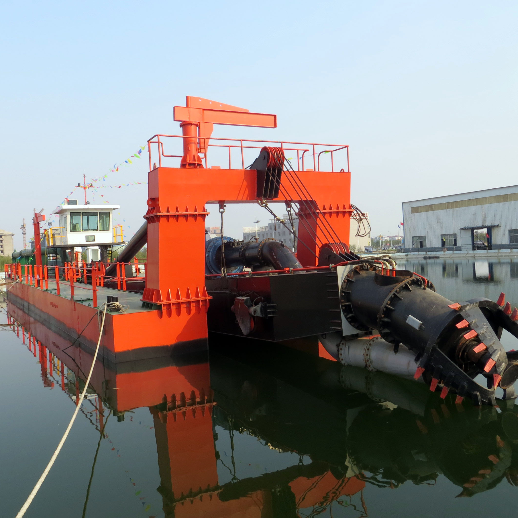 Dredging machine hydraulic sand dredger ship with submersible pump and dredging pump big dredging depth 25m