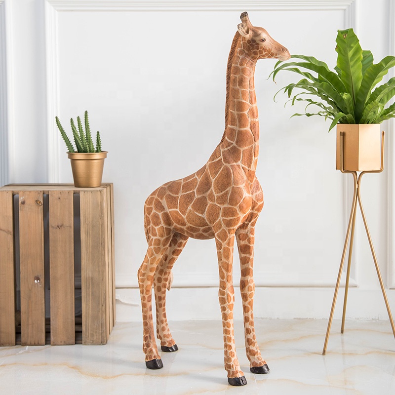 Artificial African animal resin large giraffe statue for shop window display Rural nature style