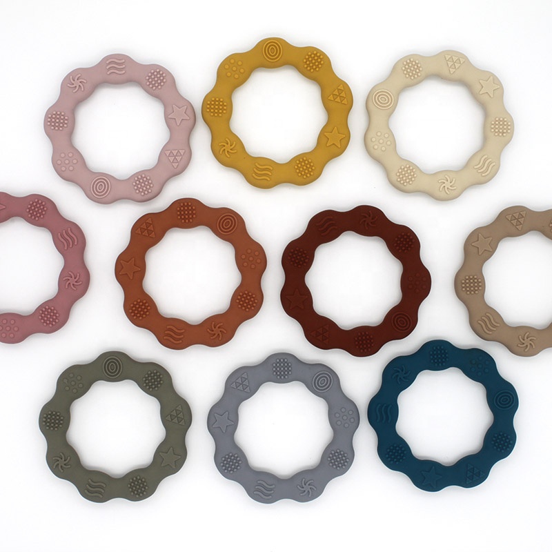 Food Grade BPA free Rainbow Baby Teether Ring Soothing Teething Toy Freezable Soft-Textured Silicone Baby Teether