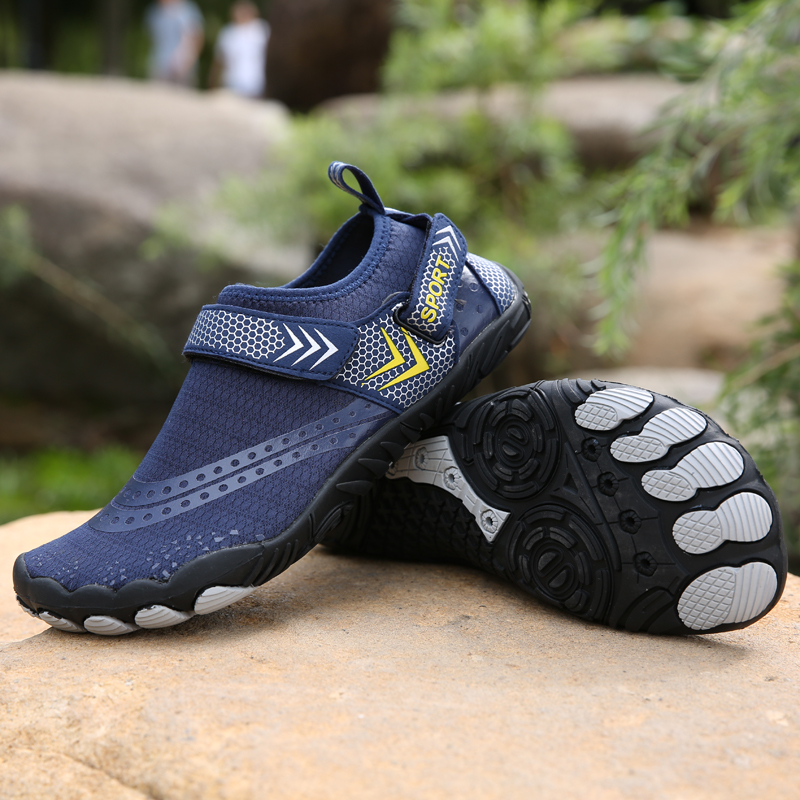 Factory hot sales men outdoor beach shoes couple sports diving shoes aqua water shoes