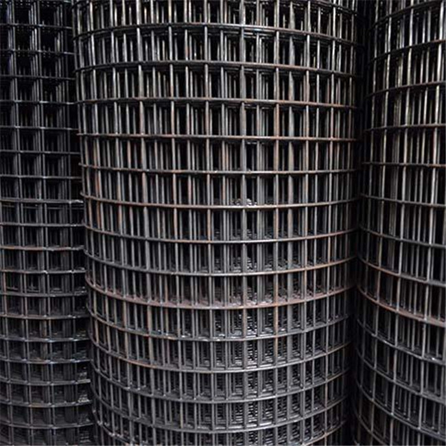 Galvanized square welded wire mesh 25x25mm mesh opening Electro/PVC welded wire mesh