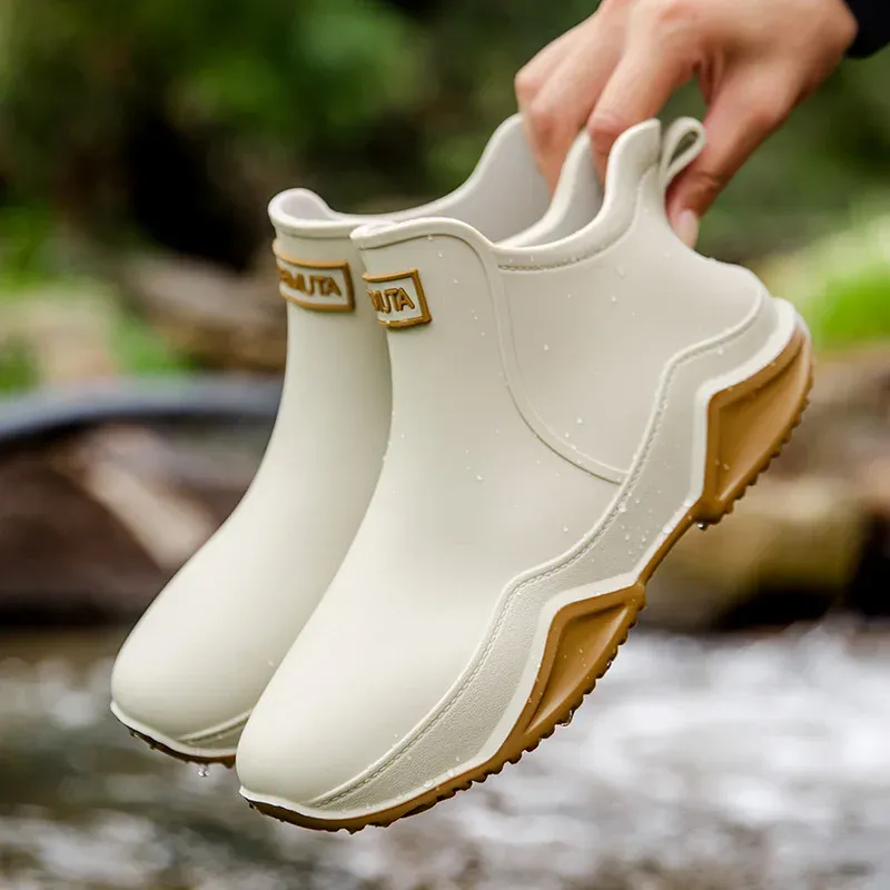 D509G Outdoor Rain Boots New Men High Top Hiking Fishing Water Shoes Anti-slip Chef Work Ankle Boots Waterproof Shoes