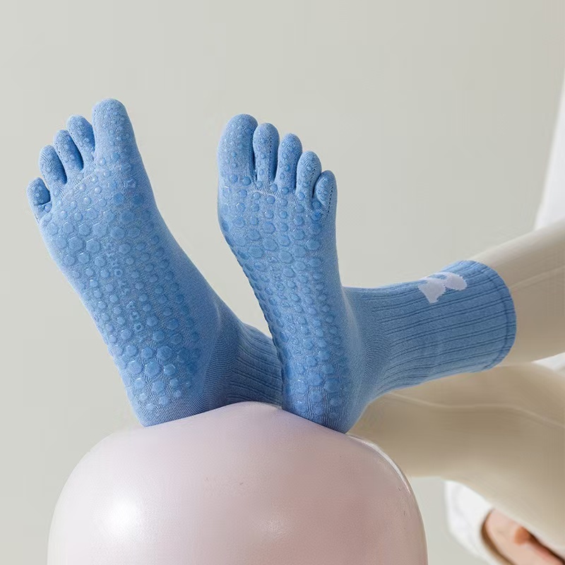 Yoga five finger socks women's professional sports socks point glue non-slip mid-tube socks summer fitness