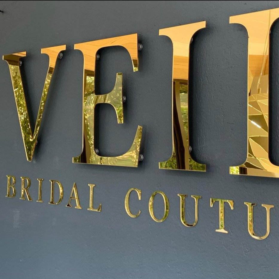 Elegant Acrylic Logo Sign Mirror Gold Acrylic Letter Reception Sign For Shop