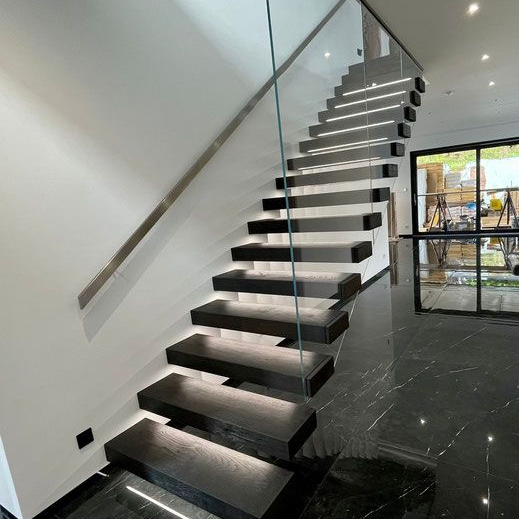 Durable Type Construction Low Cost Wood Staircase Design Straight Stairs For Sale