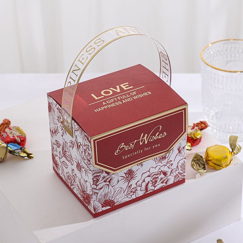 Recyclable Stamping Embossing Cardboard Varnishing New creative little fresh wedding companion gift box
