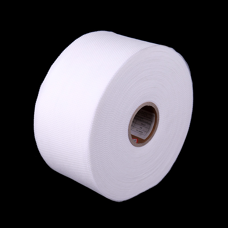 Perforated hot air nonwoven raw material top sheet for diaper and sanitary napkin