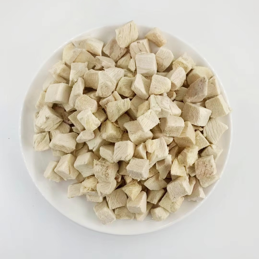 Beefy Taste Bag Packaging High Protein Nutrient Rich Freeze Dried Chicken Breast Bites Grain Free for Active Dog Cat