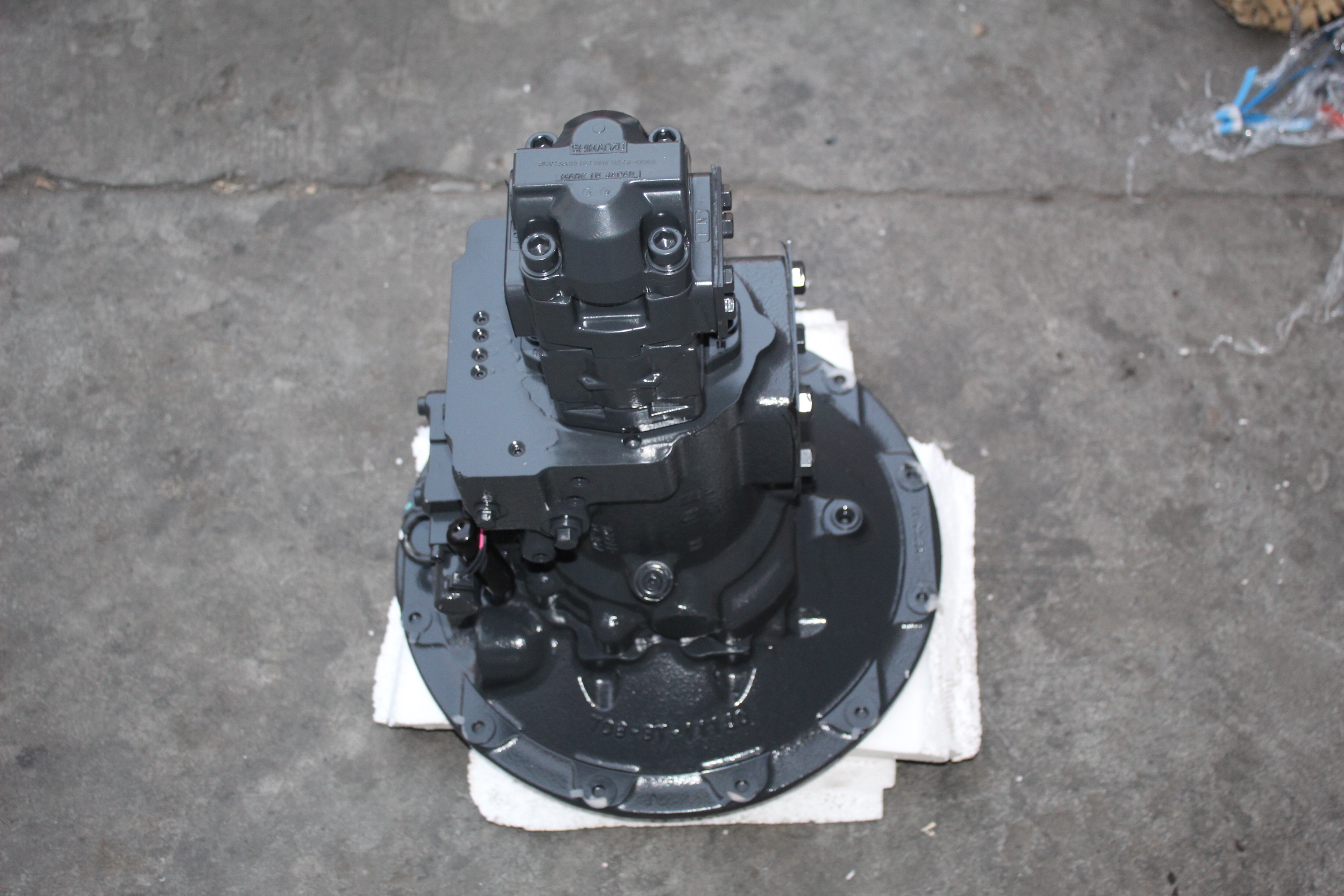 Excavator PC70-8 PC78MR-6 genuine hydraulic 708-3T-00151 708-3T-11140 main pump